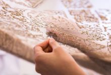 高級定製中法綉與傳統團扇的結合，這款「花諫」團扇俘獲了眾多少女的心-酷播亮新聞