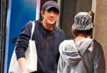 親手撕！林更新回應幫女生背包傳聞：我背的是茅台-酷播亮新聞