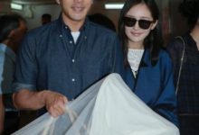 楊冪喊小12歲的蔡徐坤「坤哥兒」，共用暖手寶超親密-酷播亮新聞