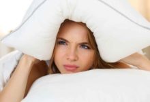 張女士因老公睡覺磨牙，要求離婚，看牙醫怎麼調解